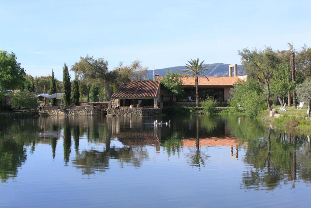 Finca El Cortinal วาเลนเซีย เด อัลคานทารา ภายนอก รูปภาพ