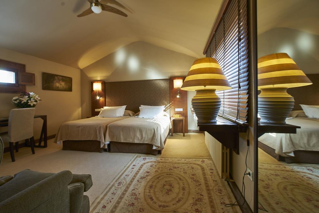 Finca El Cortinal วาเลนเซีย เด อัลคานทารา ภายนอก รูปภาพ