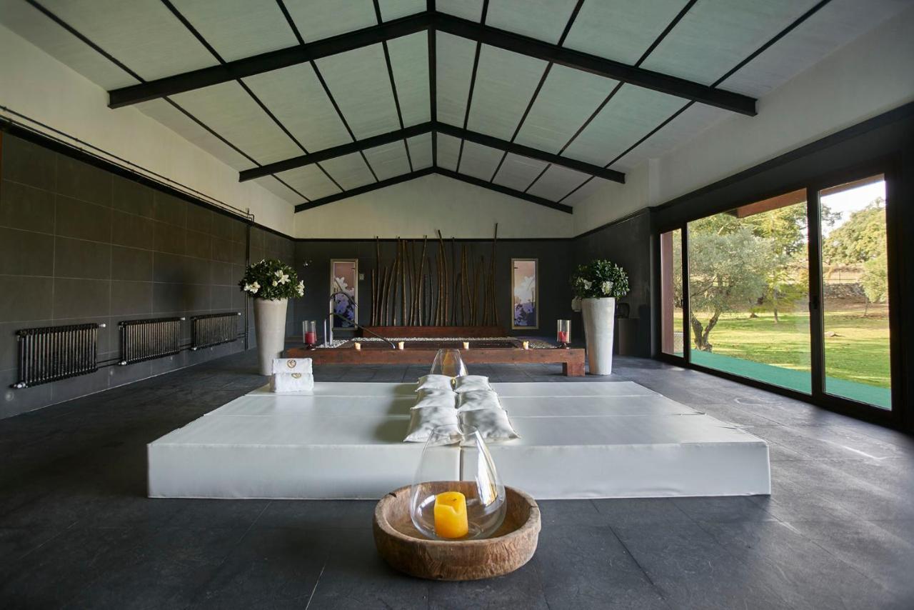Finca El Cortinal วาเลนเซีย เด อัลคานทารา ภายนอก รูปภาพ